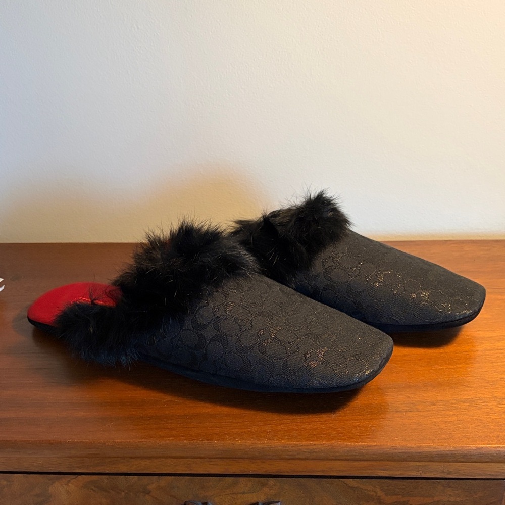 Vintage Coach Melody House Slippers